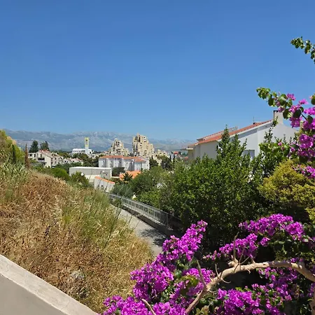 Trstenik Apartman Split